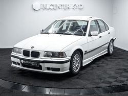 Vit Begagnad 1994 BMW 325 Sedan | 129 900 kr
