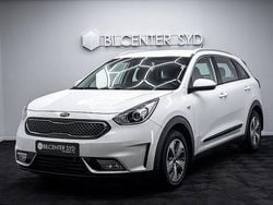 Vit Begagnad 2017 Kia Niro Advance SUV | 149 900 kr (Marknadspris)