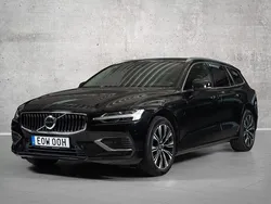 Svart Begagnad 2023 Volvo V60 Core Kombi | 439 000 kr (Marknadspris)
