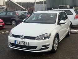 Vit Begagnad 2014 VW Golf VII Halvkombi | 94 990 kr (Bra pris)