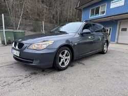 Grå Begagnad 2009 BMW 520 Kombi | 88 900 kr (Marknadspris)