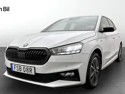 Vit (moon white metallic) Begagnad 2023 Skoda Fabia Comfort Halvkombi | 232 900 kr (Marknadspris)