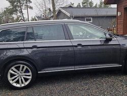 Grå Begagnad 2020 VW Passat GTE Kombi | 169 000 kr (Bra pris)