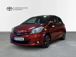 Röd Begagnad 2014 Toyota Yaris Multidrive S Halvkombi | 109 900 kr (Lite dyr)