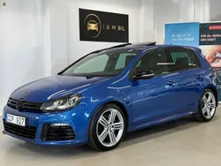 Ljusblå Begagnad 2011 VW Golf VII R Halvkombi | 219 900 kr (Marknadspris)