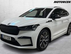 Vit Begagnad 2022 Skoda Enyaq iV SUV | 299 000 kr (Marknadspris)