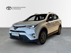 Vit Begagnad 2018 Toyota RAV4 Hybrid Edition SUV | 249 900 kr (Marknadspris)