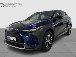 Mörkblå Begagnad 2022 Toyota bZ4X Executive SUV | 324 900 kr (Superpris)