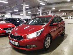 Röd Begagnad 2015 Kia Ceed Sportswagon Comfort Kombi | 79 900 kr (Marknadspris)