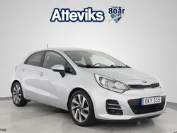 Grå Begagnad 2016 Kia Rio Halvkombi | 104 900 kr (Marknadspris)