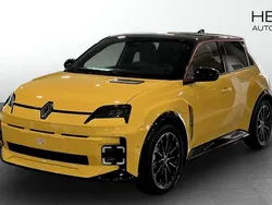 Gul (yellow) Ny 2025 Renault R5 Iconic Halvkombi | 437 600 kr (Marknadspris)