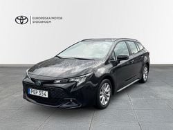 Svart Begagnad 2023 Toyota Corolla Active Kombi | 274 899 kr (Marknadspris)