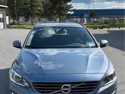 Blå Begagnad 2018 Volvo V60 Momentum Kombi | 142 000 kr (Superpris)