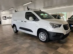 Vit Begagnad 2021 Opel Combo Minibuss | 159 000 kr (Bra pris)