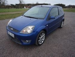 Blå Begagnad 2006 Ford Fiesta ST Halvkombi | 49 900 kr (Dyr)