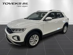 Vit Begagnad 2022 VW T-Roc Life SUV | 254 000 kr (Marknadspris)