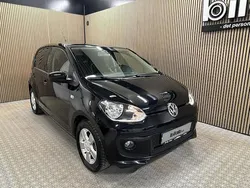 Svart Begagnad 2013 VW up! Highline Halvkombi | 109 000 kr (Dyr)