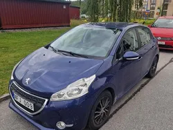 Blå Begagnad 2012 Peugeot 208 Halvkombi | 32 000 kr (Superpris)