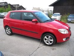 Röd Begagnad 2010 Skoda Fabia Halvkombi | 24 900 kr (Bra pris)