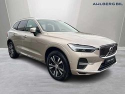 Ljusgrå Begagnad 2022 Volvo XC60 Core SUV | 409 500 kr (Marknadspris)