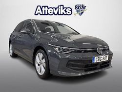Mörkgrå (grå) Begagnad 2024 VW Golf VIII Edition Halvkombi | 319 900 kr (Marknadspris)