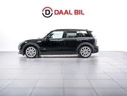 Svart Begagnad 2019 Mini John Cooper Works Clubman Chili Kombi | 249 700 kr (Marknadspris)