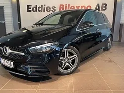 Svart Begagnad 2019 Mercedes B200 AMG Minibuss | 269 900 kr (Marknadspris)