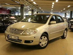Silver Begagnad 2004 Toyota Corolla Sedan | 39 900 kr (Marknadspris)