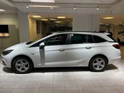 Vit Begagnad 2018 Opel Astra Enjoy Kombi | 119 900 kr (Marknadspris)