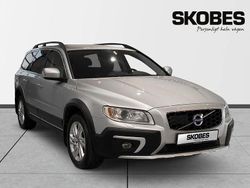 Silver Begagnad 2016 Volvo XC70 Momentum SUV | 189 900 kr (Bra pris)