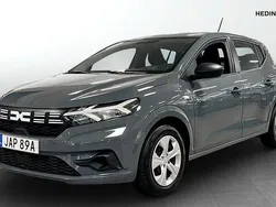 Grå (grey) Begagnad 2024 Dacia Sandero Essentiel Halvkombi | 154 900 kr (Marknadspris)