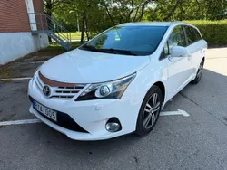 Vit Begagnad 2012 Toyota Avensis Business Edition Kombi | 69 900 kr (Marknadspris)