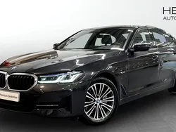 Grå (grey) Begagnad 2022 BMW 530e Shadowline Sedan | 388 700 kr (Bra pris)