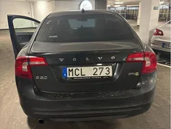 Grå Begagnad 2012 Volvo S60 Momentum Sedan | 52 000 kr (Marknadspris)