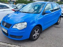 Ljusblå Begagnad 2008 VW Polo Comfortline Halvkombi | 39 900 kr (Marknadspris)