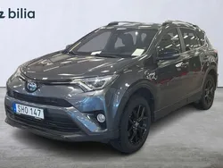 Mörkgrå (grå) Begagnad 2018 Toyota RAV4 Hybrid Edition SUV | 249 900 kr (Marknadspris)