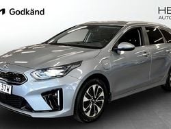 Grå (silver) Begagnad 2021 Kia Ceed Sportswagon Advance Kombi | 219 900 kr (Marknadspris)