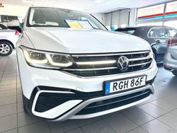 Vit Begagnad 2022 VW Tiguan Allspace Elegance SUV | 384 500 kr (Marknadspris)