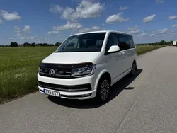 Vit Begagnad 2017 VW Multivan Comfortline Minibuss | 359 000 kr (Dyr)