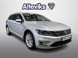 Silver Begagnad 2016 VW Passat Executive Kombi | 159 900 kr (Bra pris)
