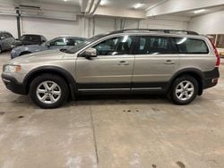 Ljusbrun Begagnad 2013 Volvo XC70 Momentum Kombi | 139 900 kr (Marknadspris)