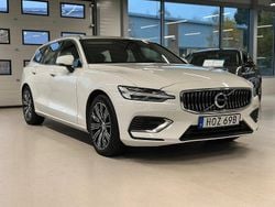 Vit Begagnad 2021 Volvo V60 Inscription Kombi | 259 900 kr (Bra pris)