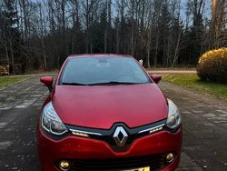 Begagnad 2015 Renault Clio IV Halvkombi | 84 999 kr (Marknadspris)