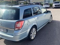 Blå Begagnad 2009 Opel Astra Kombi | 28 000 kr (Dyr)