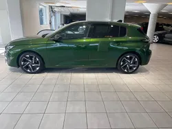 Grön Begagnad 2022 Peugeot 308 Allure Halvkombi | 199 900 kr (Bra pris)