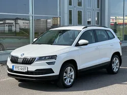 Vit Begagnad 2017 Skoda Karoq Style SUV | 199 800 kr (Marknadspris)