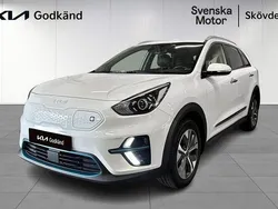 Vit Begagnad 2022 Kia e-Niro SUV | 259 200 kr (Superpris)