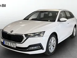 Vit Begagnad 2023 Skoda Octavia Style Kombi | 329 900 kr (Marknadspris)