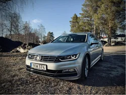 Silver Begagnad 2017 VW Passat GT Kombi | 199 000 kr (Marknadspris)