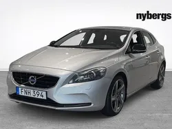 Silver Begagnad 2014 Volvo V40 Momentum Kombi | 129 000 kr (Marknadspris)